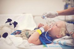 ����ҽ�������ǽ�ʾ��ͯ��֢�ľ�׼����Ϊ�ξٲ�ά�裿