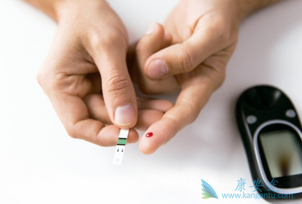 曲格列汀 曲格列汀