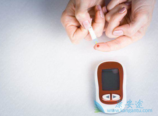 曲格列汀 曲格列汀