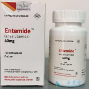 ����³������mCRPC���ߵİе��밢����������һ��