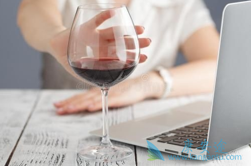 丙肝能喝酒吗 丙肝能喝酒吗